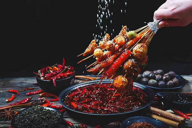 成都最出名的6道特色美食，全都是当地人的心头爱，看完直流口水（成都有什么地道的美食）