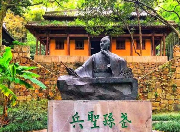 “吴中之巅”穹窿山，步移景异
