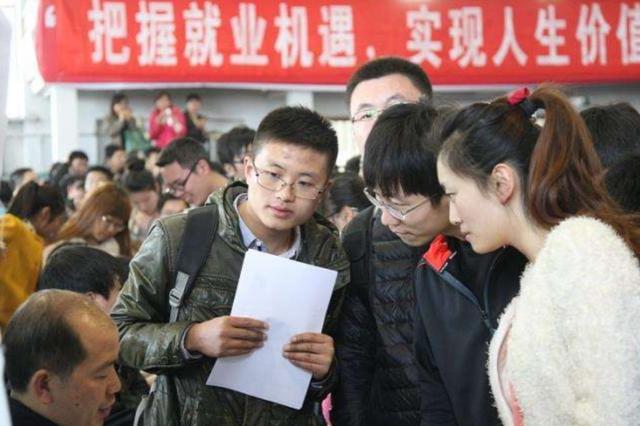 3个新兴起的职业，看着奇怪收入却很高，深受00后大学生喜欢