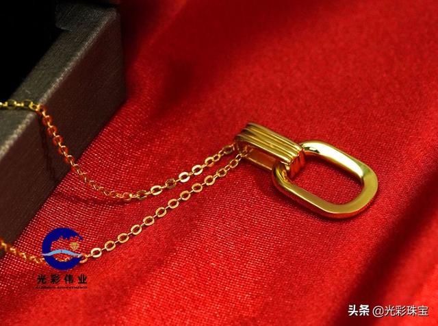 环环相扣黄金项链应该怎么挑选，什么样的黄金项链更保值？（环环相扣项链好看吗）