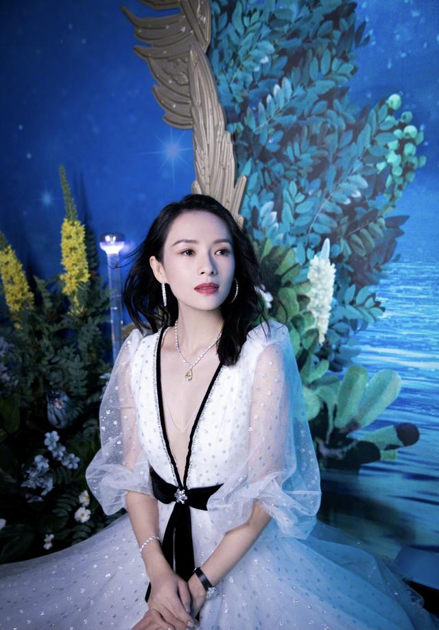 vivinevo_章子怡国外富豪前男友大变样！55岁老的像70岁，身材瘦骨嶙峋（章子怡与国外大富豪）