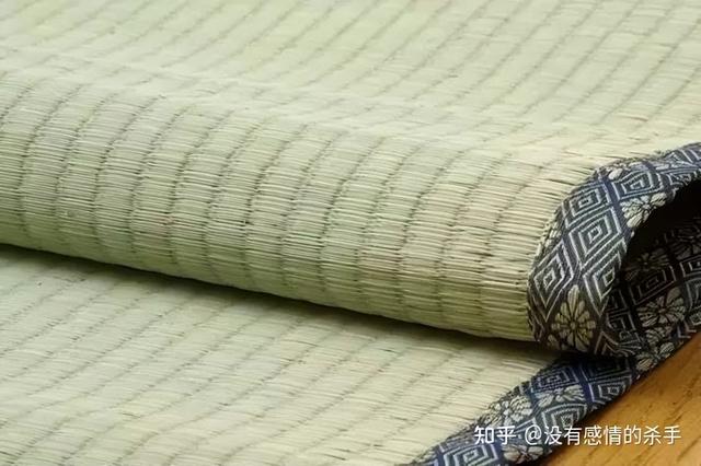 这个夏天你有没有睡过“冰丝席”（凉感凉席）？（夏天睡冰丝席凉快吗）